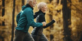 Curare di più l’ambiente e lo stile di vita per aumentare la longevità sana